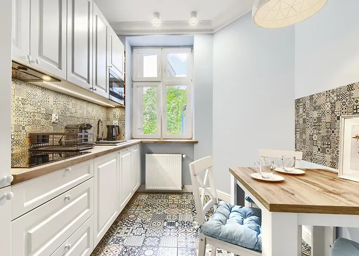 Etiuda - Acco Rent Appartement *